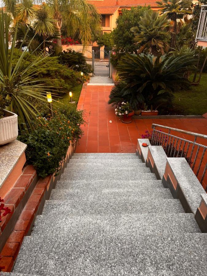 Tony Home Olbia Ngoại thất bức ảnh