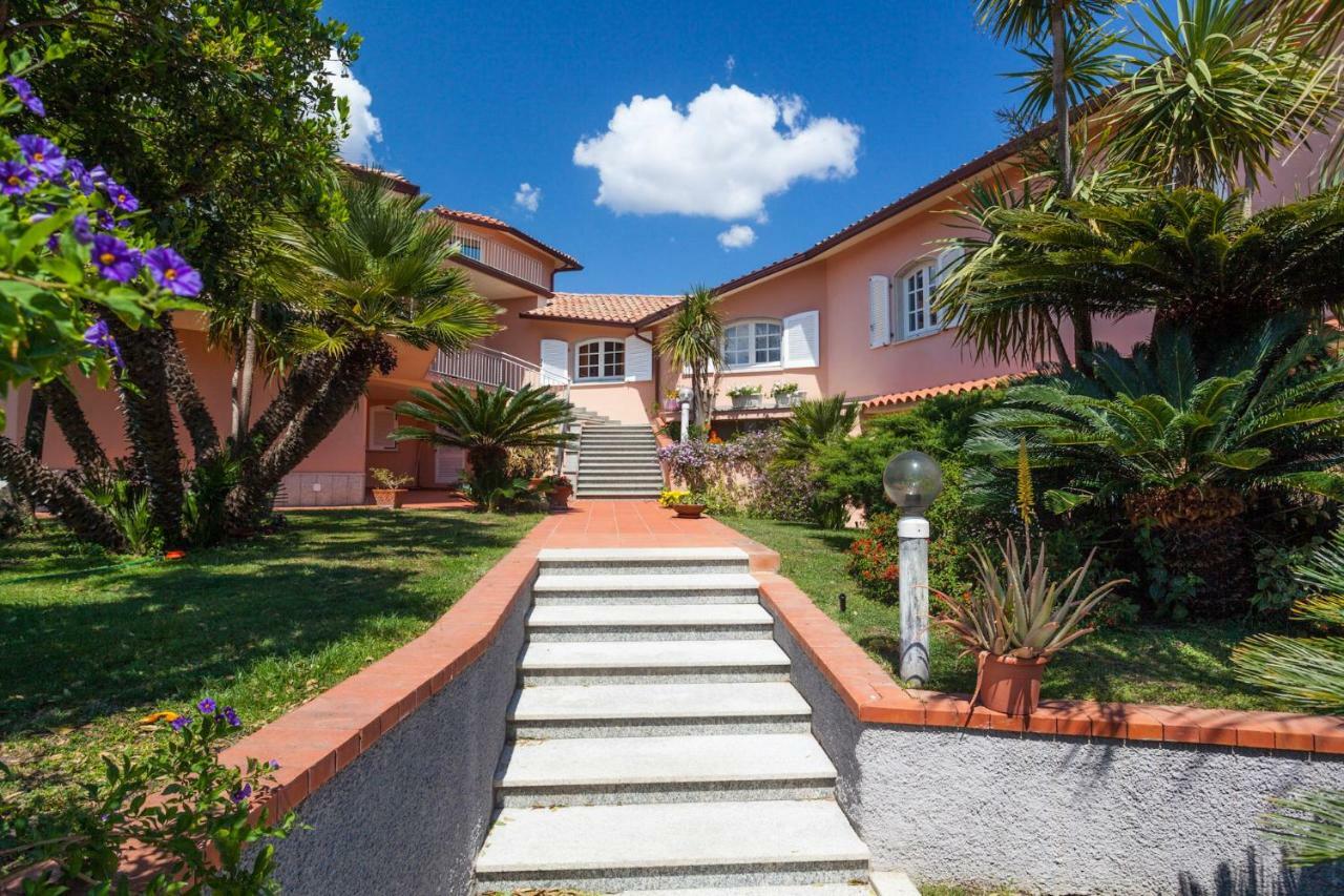 Tony Home Olbia Ngoại thất bức ảnh