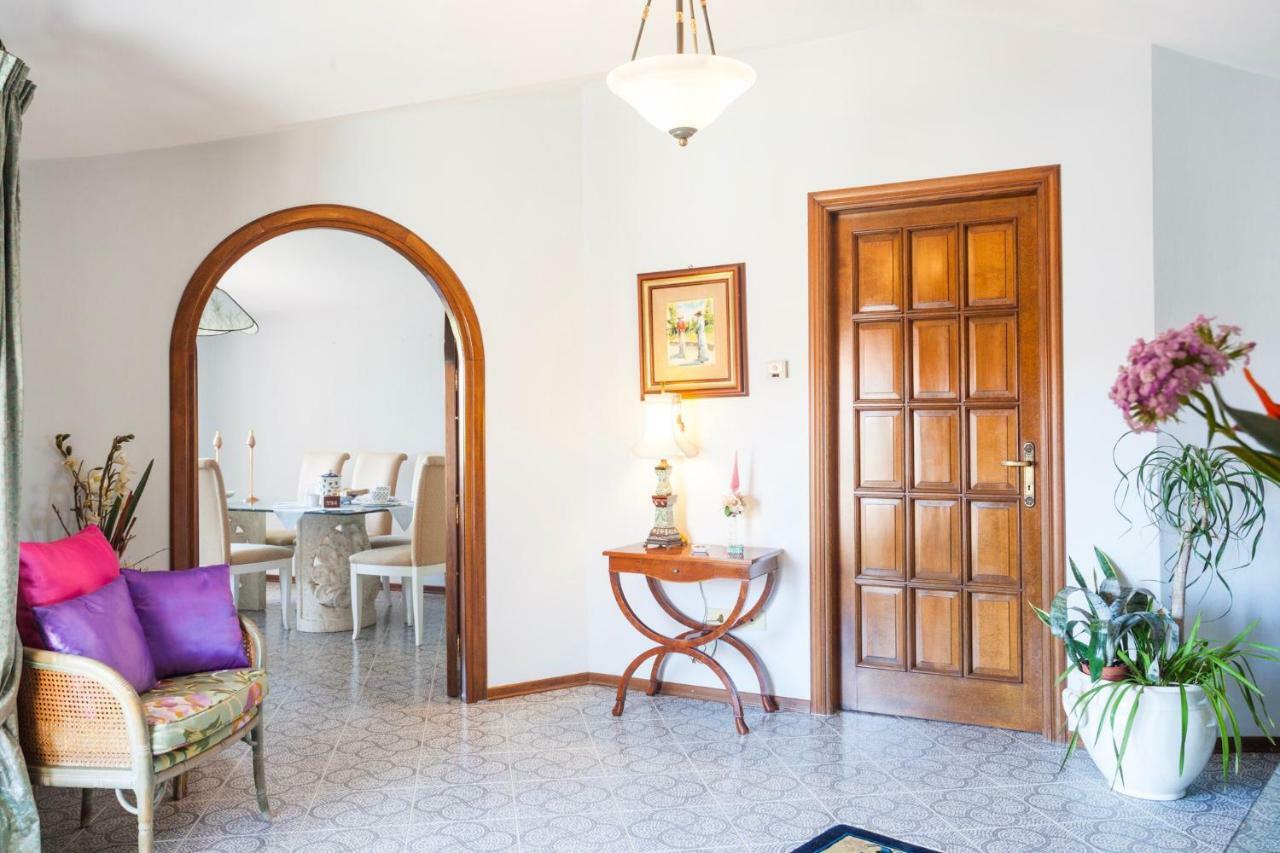 Tony Home Olbia Ngoại thất bức ảnh